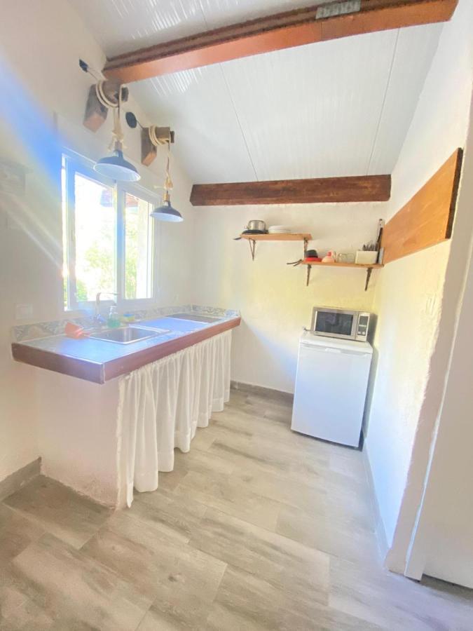 Cabanas Rusticas Dentro De La Finca El Castillo Ла Кабрера Екстериор снимка