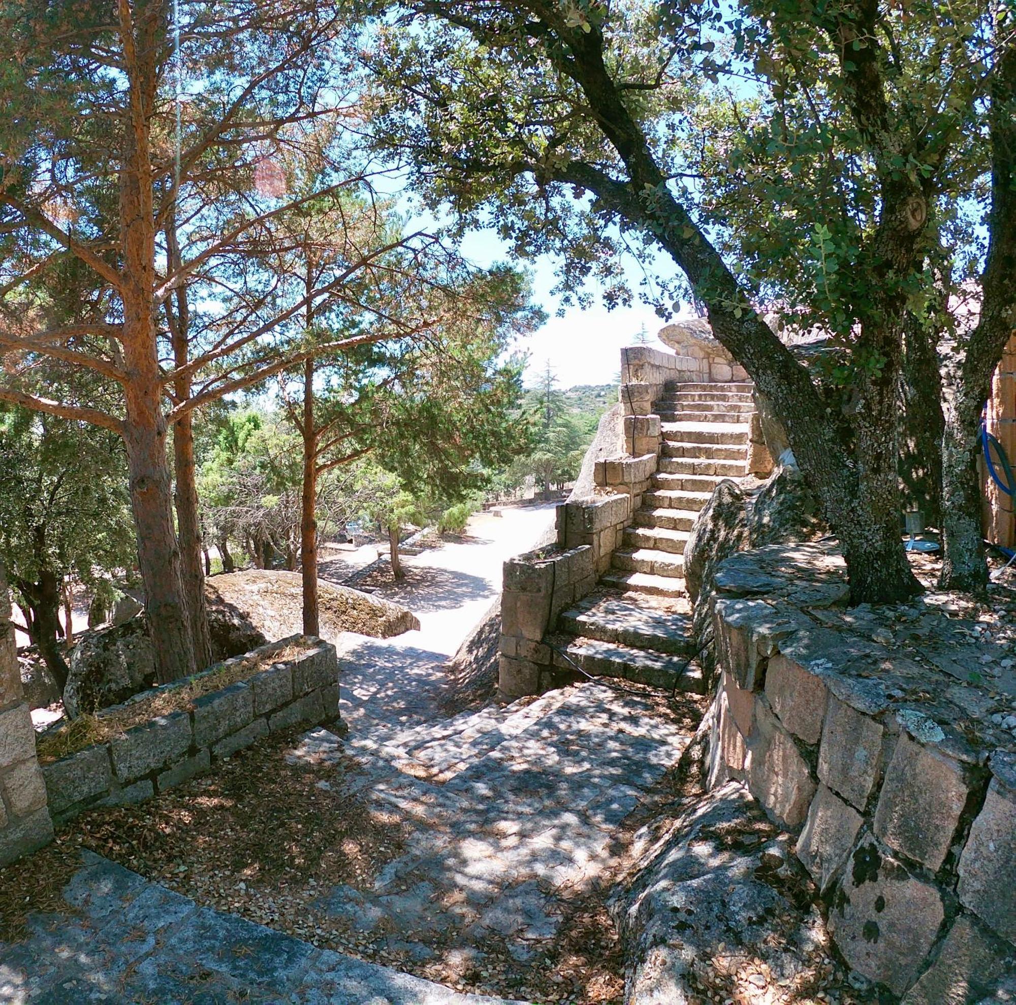 Cabanas Rusticas Dentro De La Finca El Castillo Ла Кабрера Екстериор снимка